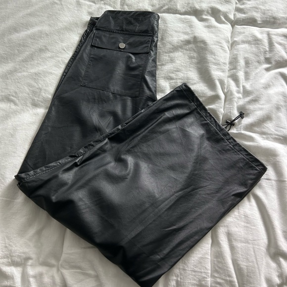 EDIKTED REBEL FAUX LEATHER CARGO OVERSIZED PANTS - Picture 8 of 9